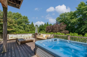4BR 3BA Hot Tub Media room Weekly rates